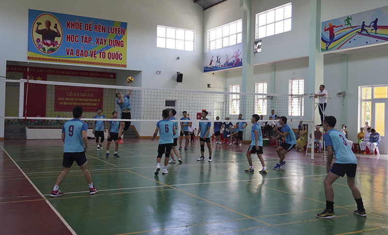 Sôi nổi giải bóng chuyền nam Khối thi đua các ngành Văn hóa-Xã hội