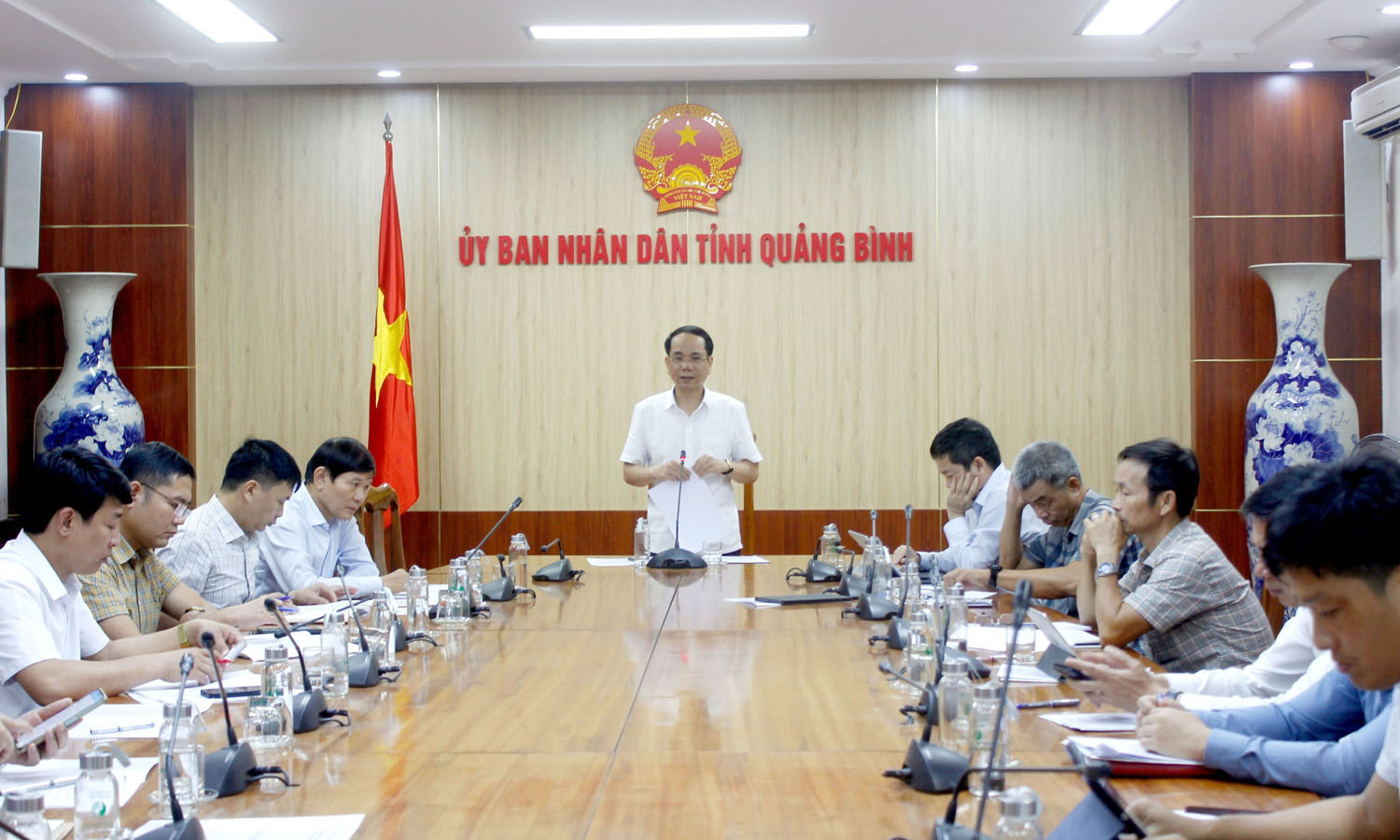 Khẩn trương gỡ vướng cho dự án Đường ven biển và cầu Nhật Lệ 3