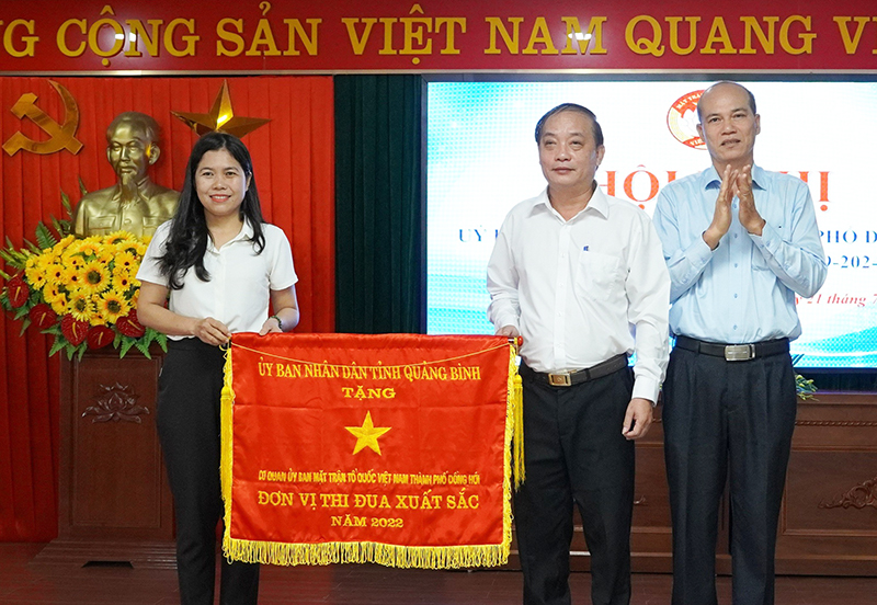 Đẩy mạnh thực hiện cuộc vận động "Toàn dân đoàn kết xây dựng nông thôn mới, đô thị văn minh"