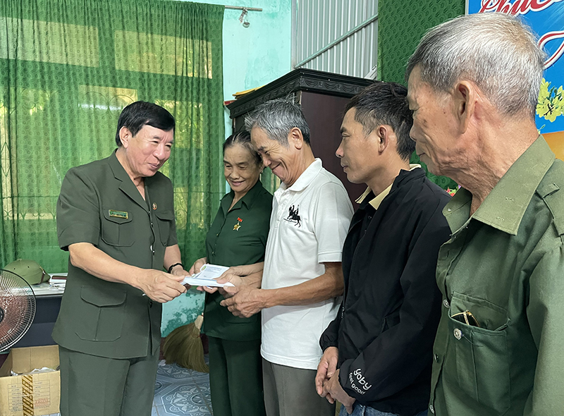 Báo Tiền Phong tri ân cựu thanh niên xung phong tại Quảng Bình