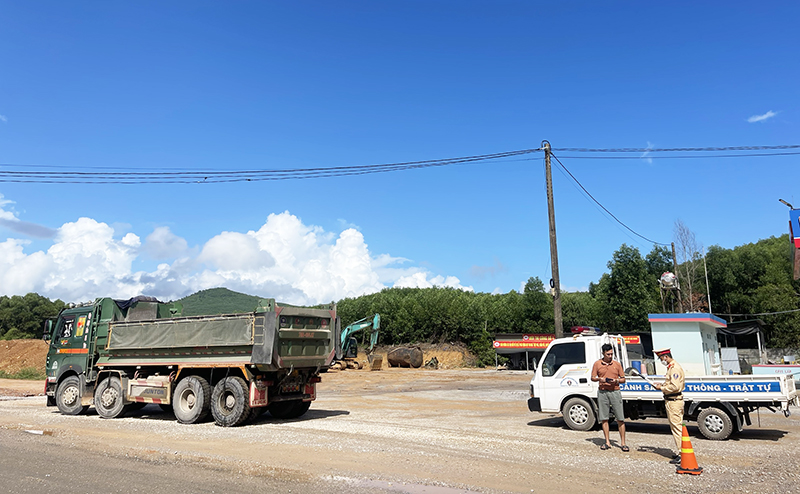 Bảo đảm an toàn giao thông thi công đường bộ cao tốc Bắc-Nam