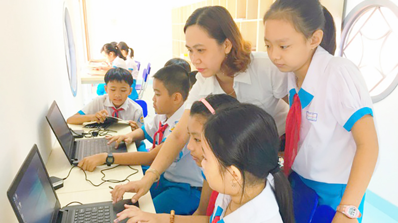Giáo dục lý tưởng cách mạng, đạo đức, lối sống văn hóa cho thanh niên, thiếu niên, nhi đồng trên không gian mạng