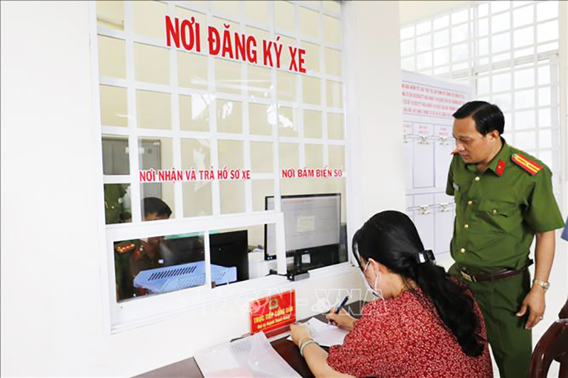 Những chính sách mới nổi bật có hiệu lực trong tháng 8