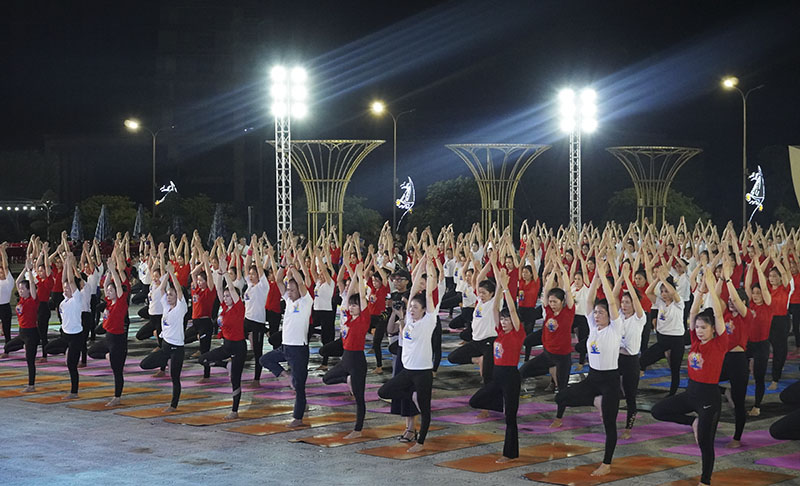 Hưởng ứng Ngày Quốc tế Yoga 2023