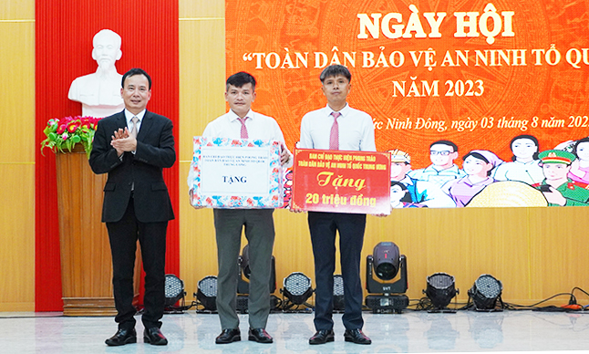 Tiếp tục đổi mới, nâng cao hiệu quả phong trào toàn dân bảo vệ an ninh Tổ quốc