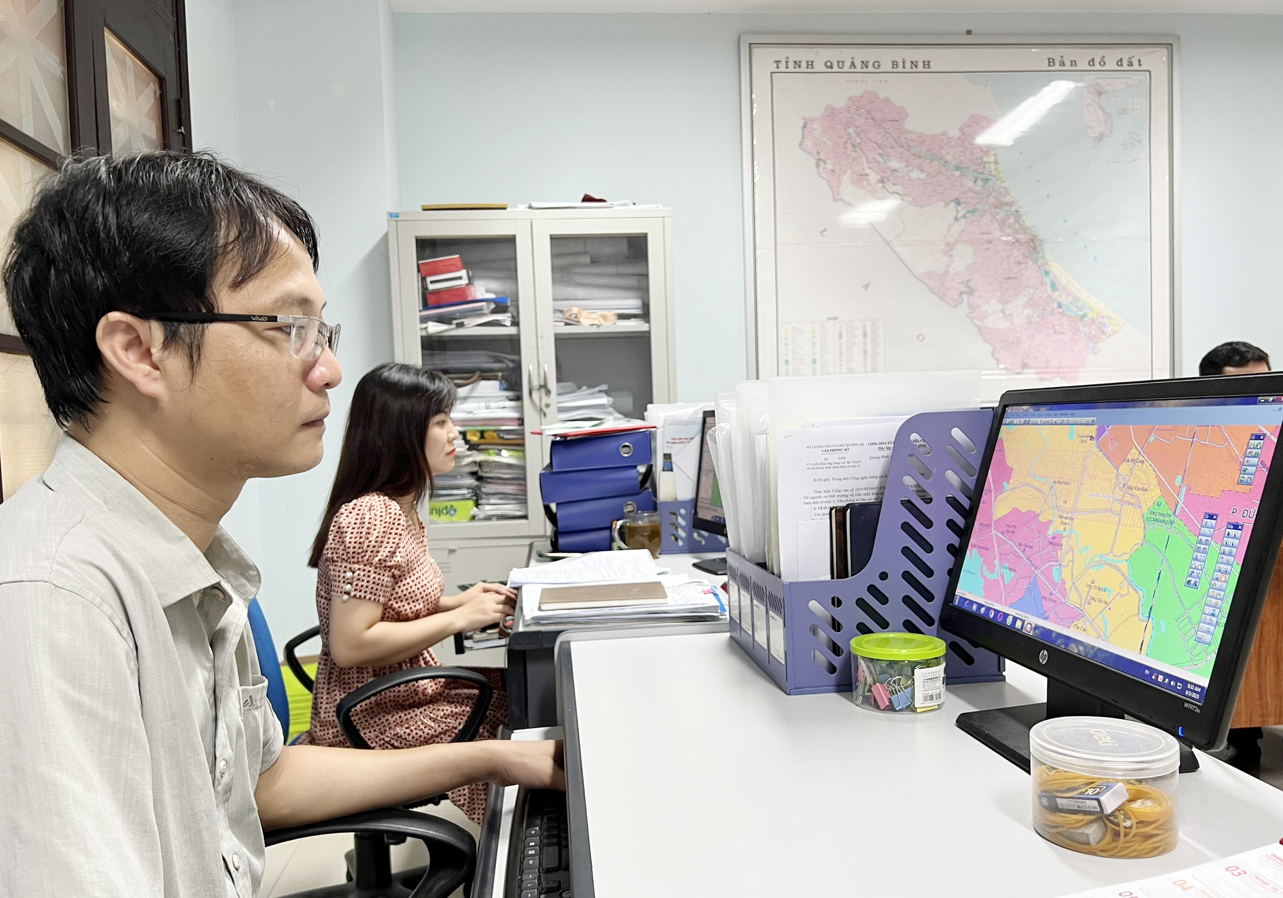 Chú trọng cải cách hành chính và chuyển đổi số
