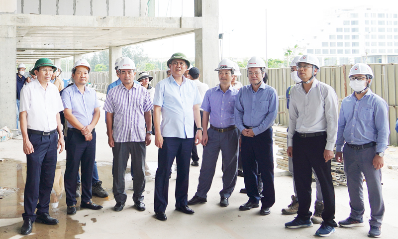 Nỗ lực đóng góp cho sự phát triển của quê hương