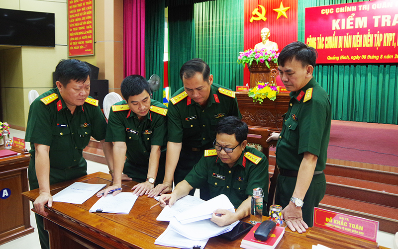 Tiếp tục quán triệt, thực hiện tốt công tác chuẩn bị và thực hành diễn tập khu vực phòng thủ tỉnh
