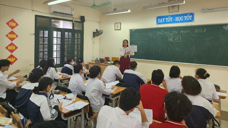 Khuyến khích nhà trường tổ chức riêng lớp học theo môn học lựa chọn