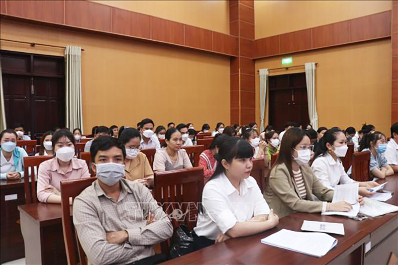 Đổi mới công tác tuyển dụng, quản lý, sử dụng công chức, viên chức
