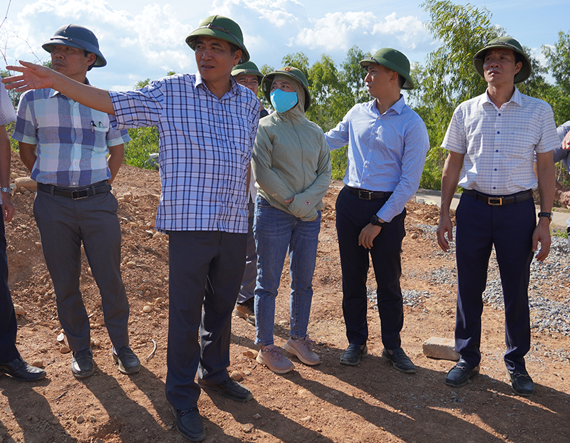 Lãnh đạo UBND tỉnh kiểm tra tiến độ giải phóng mặt bằng dự án cao tốc Bắc-Nam