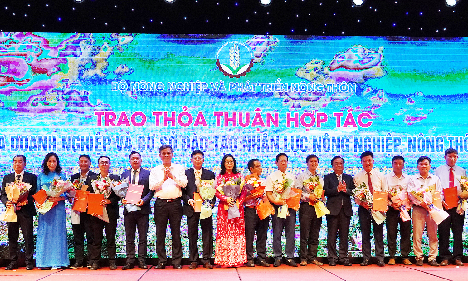 Nâng cao chất lượng nguồn nhân lực Nông nghiệp-Phát triển nông thôn