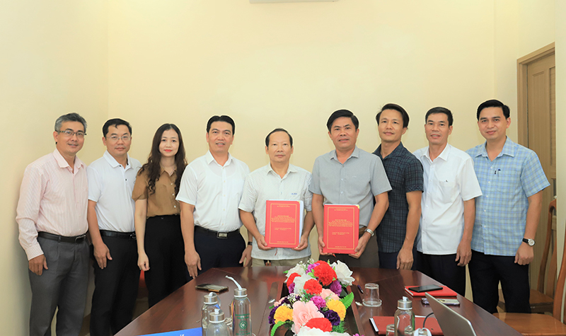 Chuyển giao 4 nhiệm vụ nghiên cứu khoa học và công nghệ