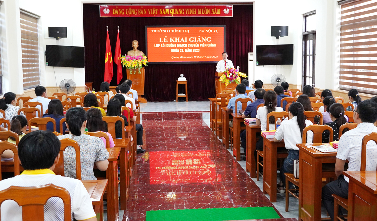 Khai giảng lớp bồi dưỡng ngạch chuyên viên chính khóa 21