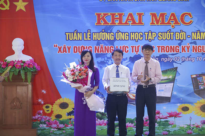 "Xây dựng năng lực tự học trong kỷ nguyên số"