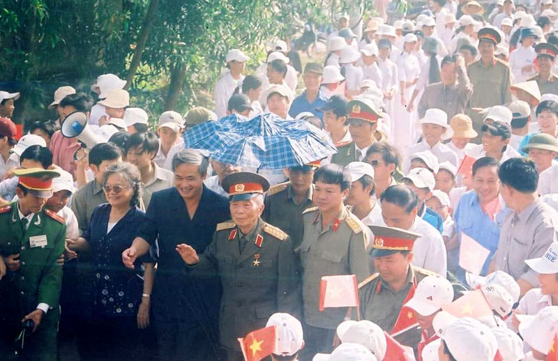 Triệu triệu lòng dân... ghi dấu tháng Mười - Bài 2: "Quảng Bình là nhà tôi!"