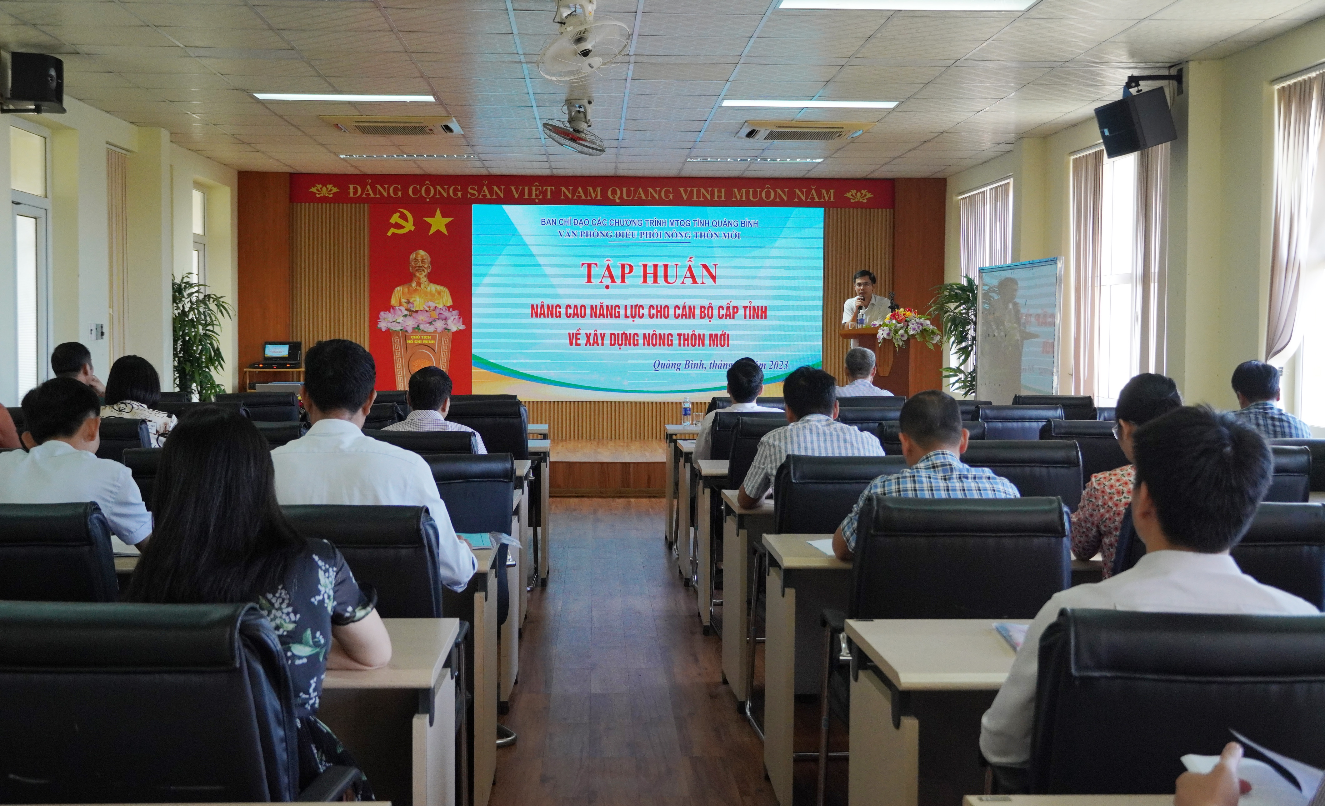 Nâng cao năng lực cho cán bộ cấp tỉnh về xây dựng nông thôn mới