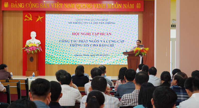 Nâng cao kỹ năng, nghiệp vụ phát ngôn và cung cấp thông tin cho báo chí