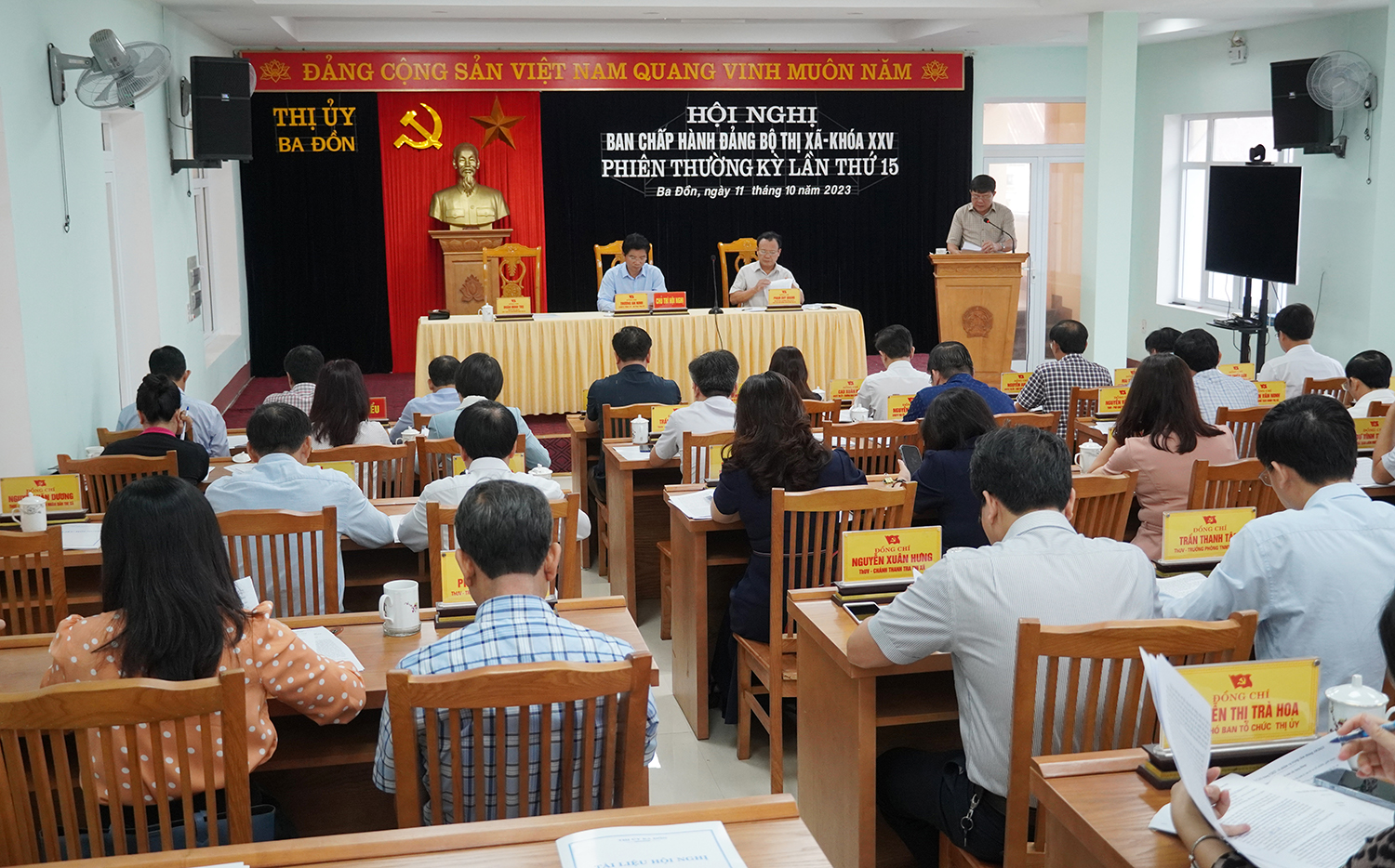 Hội nghị Ban Chấp hành Đảng bộ TX. Ba Đồn lần thứ 15