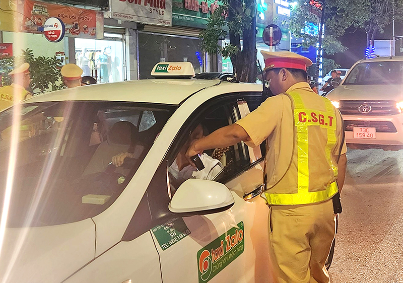Bảo đảm trật tự, an toàn giao thông trong tình hình mới: Phát huy sức mạnh của cả hệ thống chính trị và toàn dân