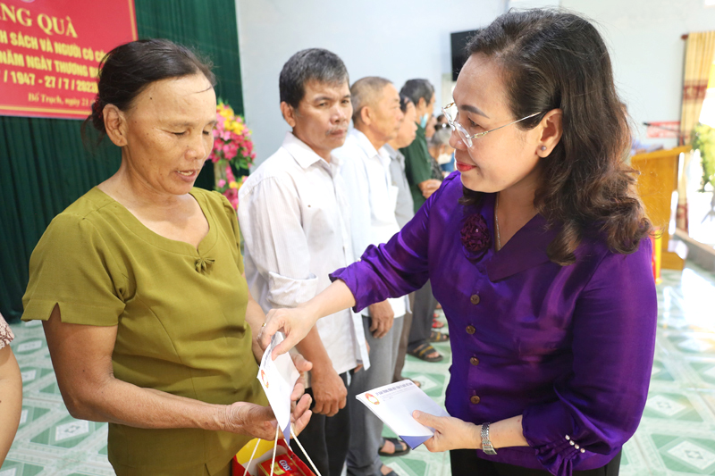 Khởi động Tháng cao điểm "Vì người nghèo"