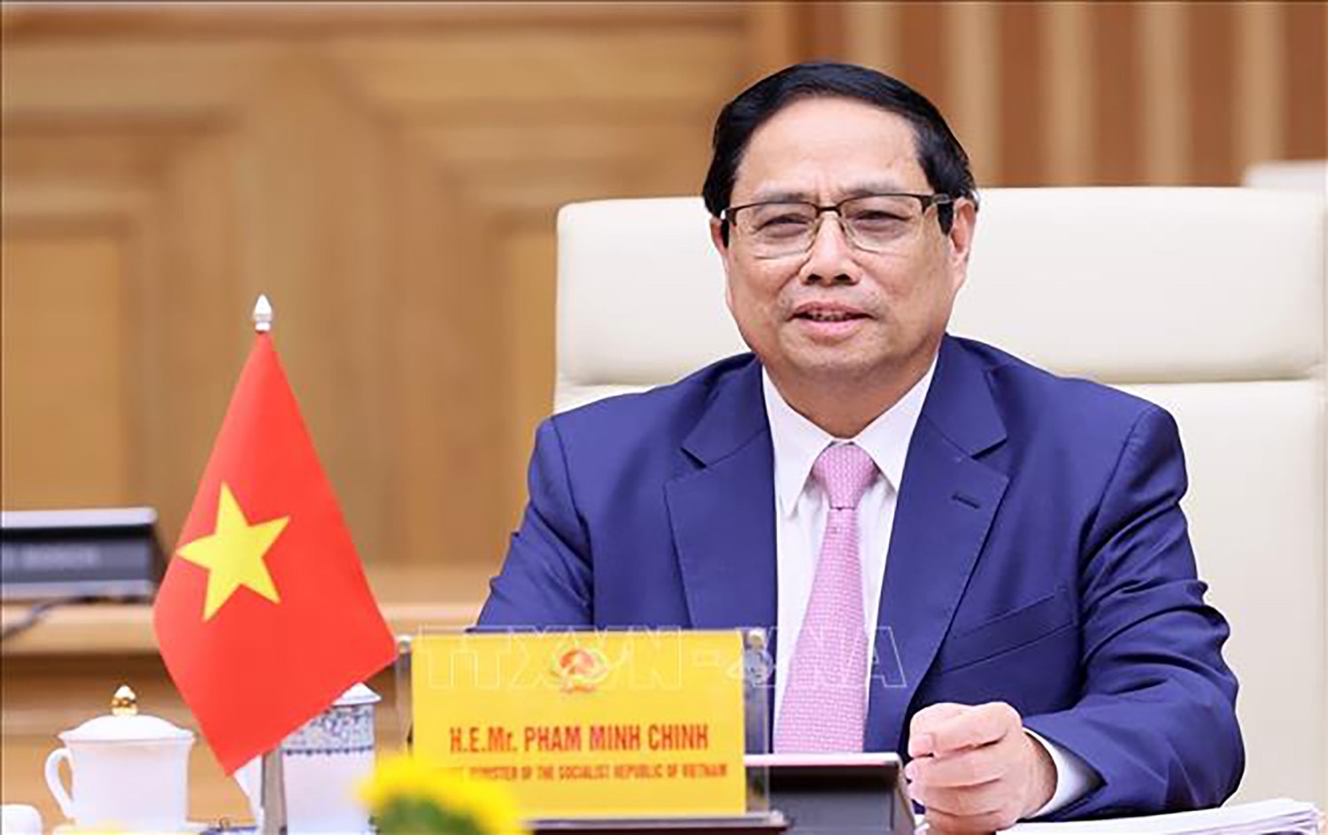 Tiếp tục chấn chỉnh, tăng cường kỷ luật, kỷ cương trong cơ quan hành chính nhà nước các cấp