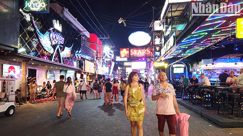 Du lịch Pattaya tìm động lực tăng trưởng từ nền kinh tế đêm