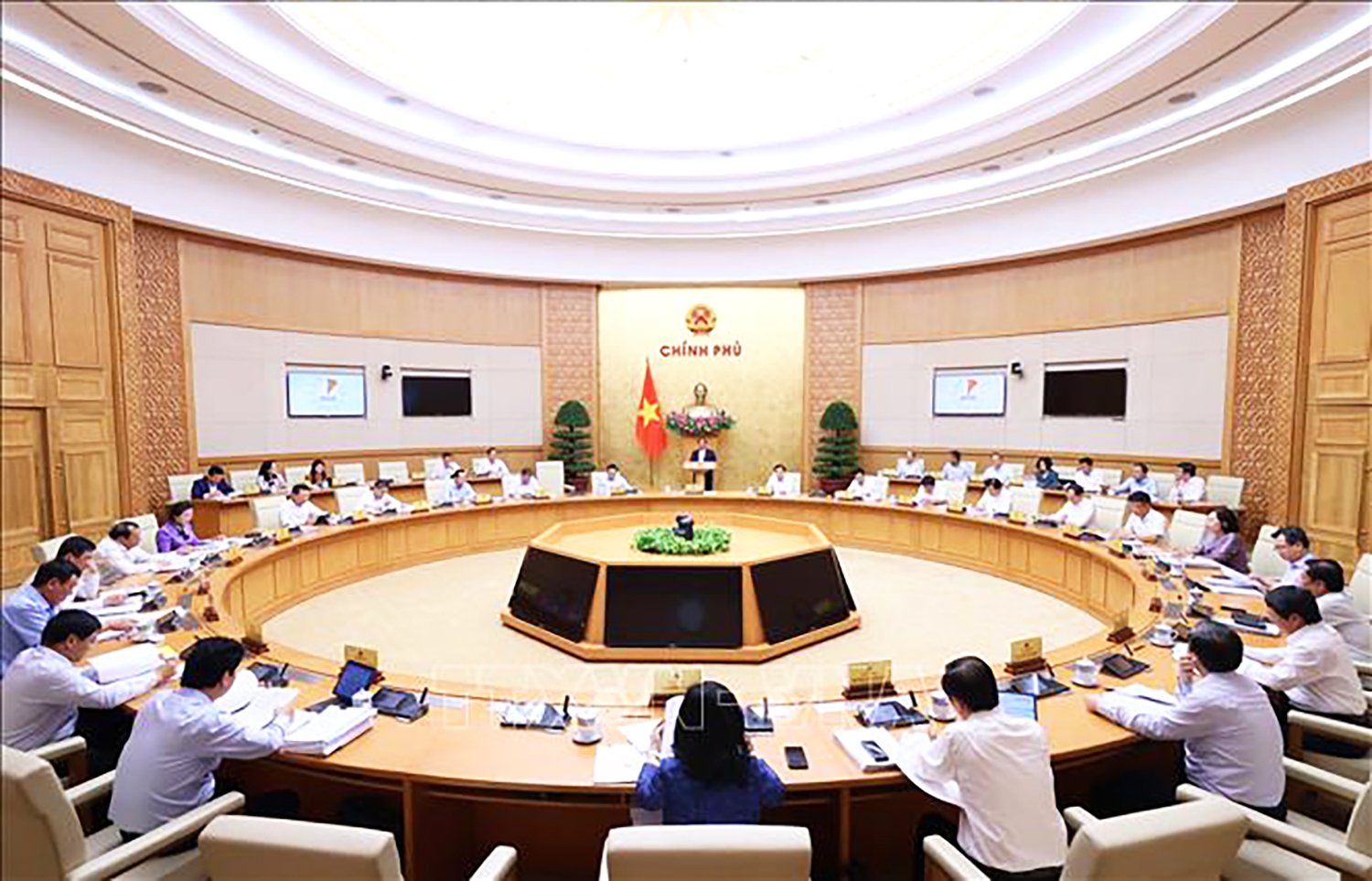 Thủ tướng: Cử tri kỳ vọng nhiều hơn nữa đối với Chính phủ và thành viên Chính phủ