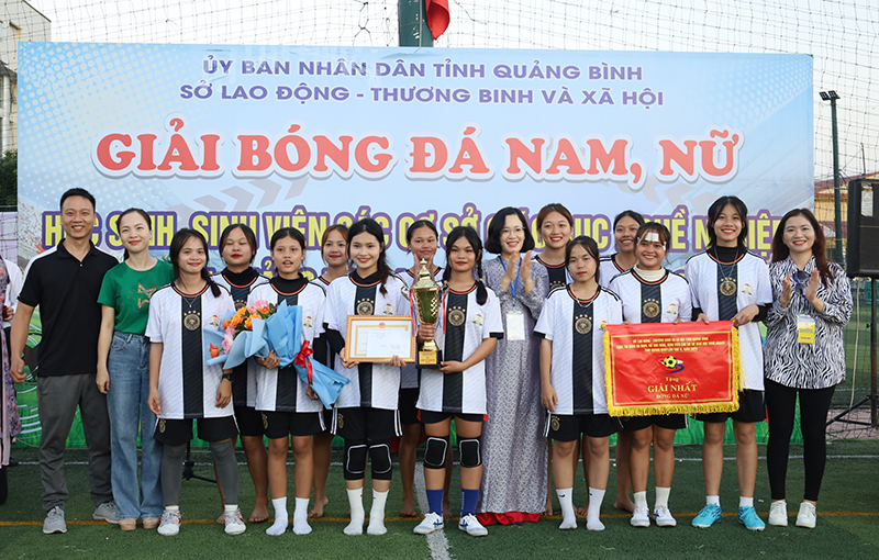 Bế mạc giải bóng đá học sinh, sinh viên các cơ sở giáo dục nghề nghiệp
