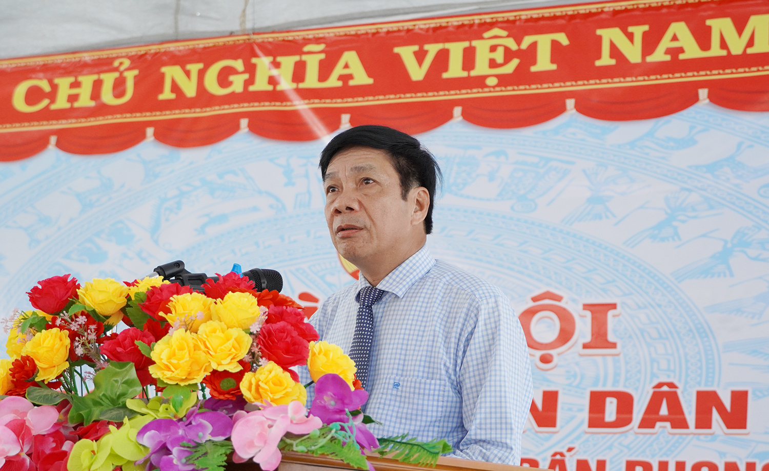Đồng chí Phó Chủ tịch Thường trực HĐND tỉnh dự Ngày hội Đại đoàn kết toàn dân tộc tại Bố Trạch