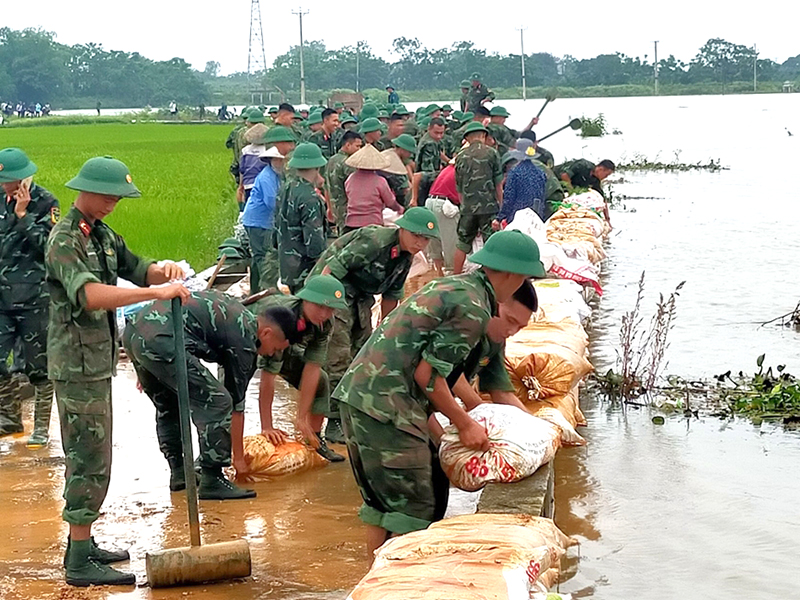 Các đơn vị Quân đội chủ động ứng phó với mưa lớn trên diện rộng