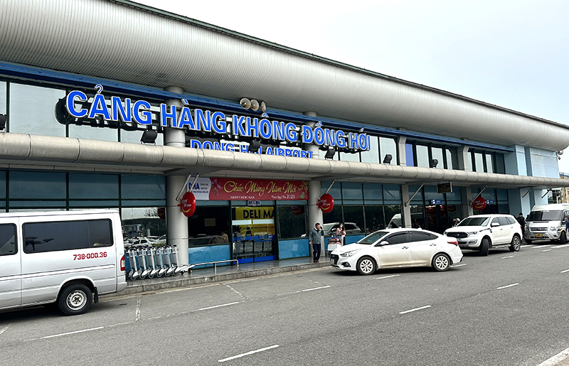 Đề nghị tăng chuyến bay đi, đến Quảng Bình