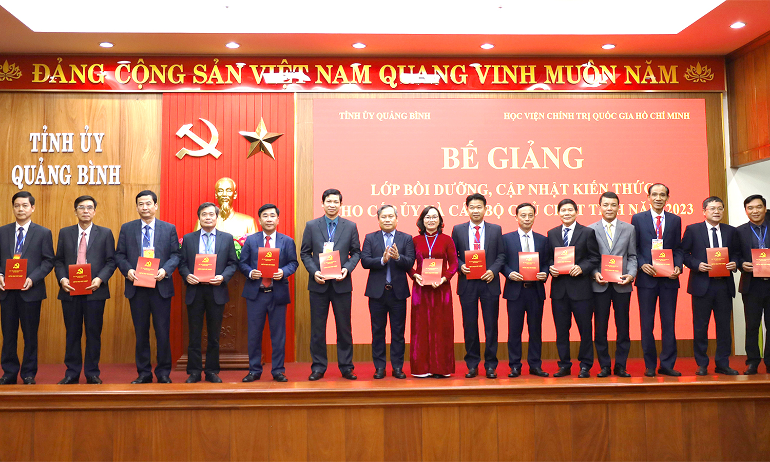 Tiếp tục phát huy trí tuệ, trách nhiệm để lãnh đạo, chỉ đạo thực hiện tốt nhiệm vụ