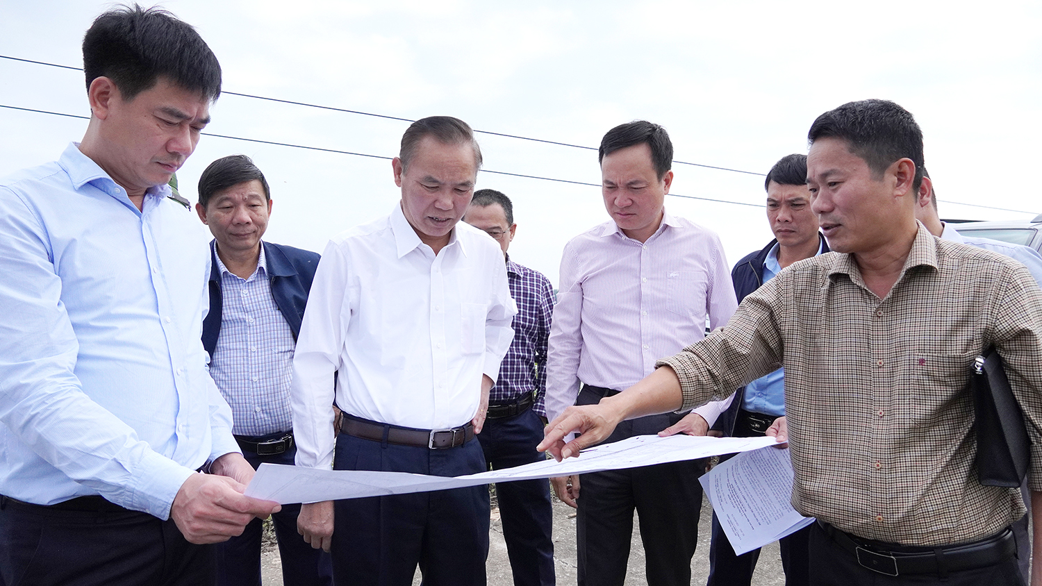 Khẩn trương đầu tư xây dựng, nâng cấp cơ sở dịch vụ hậu cần nghề cá