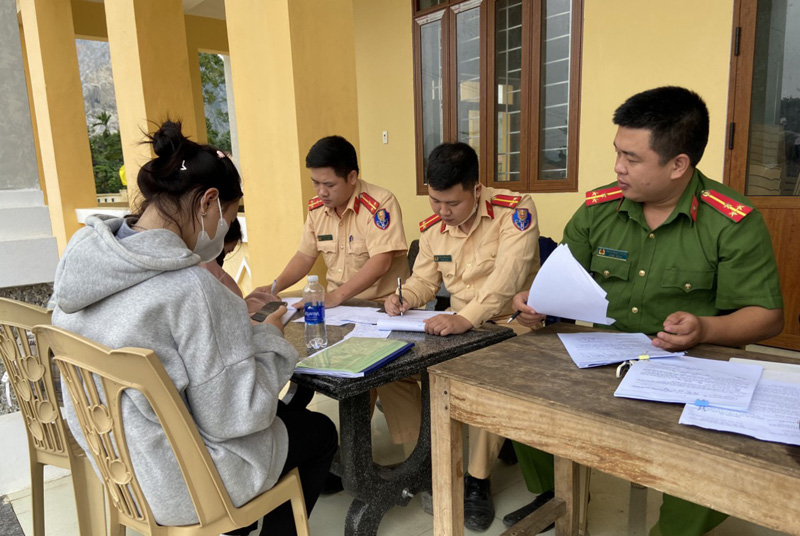 Tuyên Hóa: Thực hiện chuyên đề xử lý học sinh đi xe mô tô, xe máy "độ, chế"