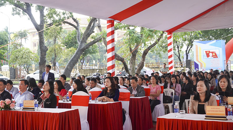 Phát động hưởng ứng Ngày Thế giới xóa bỏ bạo lực đối với phụ nữ và trẻ em gái