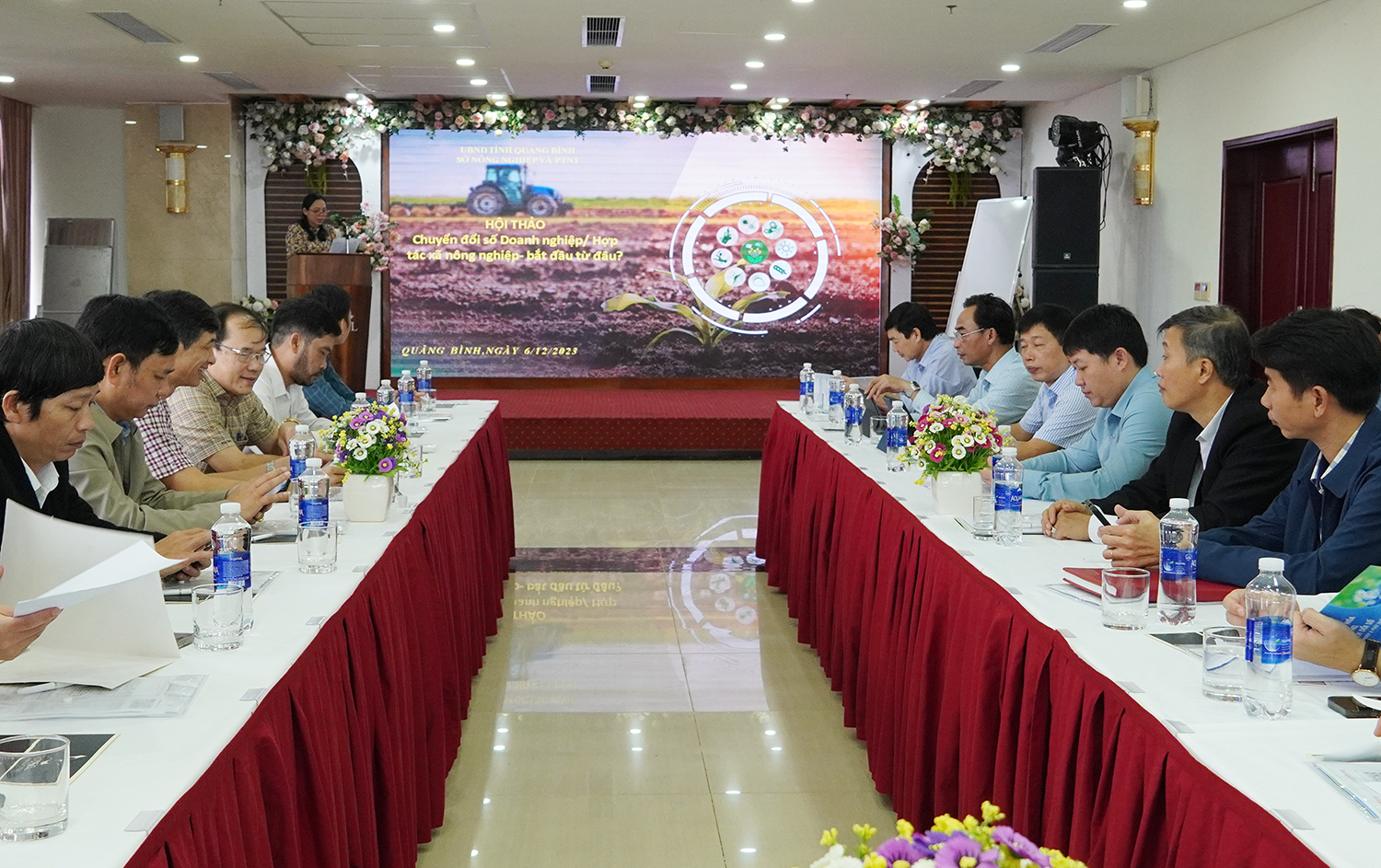 Hội thảo "Chuyển đổi số doanh nghiệp, hợp tác xã-bắt đầu từ đâu"