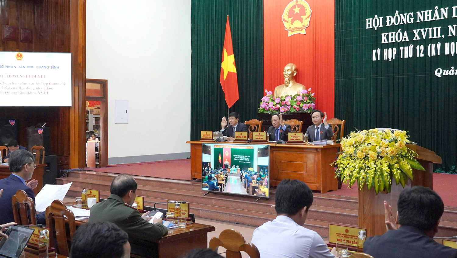 Vượt qua thách thức, nắm bắt thời cơ, triển khai quyết liệt, hiệu quả các mục tiêu, nhiệm vụ đề ra (*)