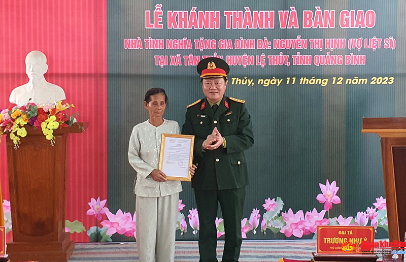 Bộ Chỉ huy Quân sự tỉnh bàn giao "Nhà tình nghĩa"
