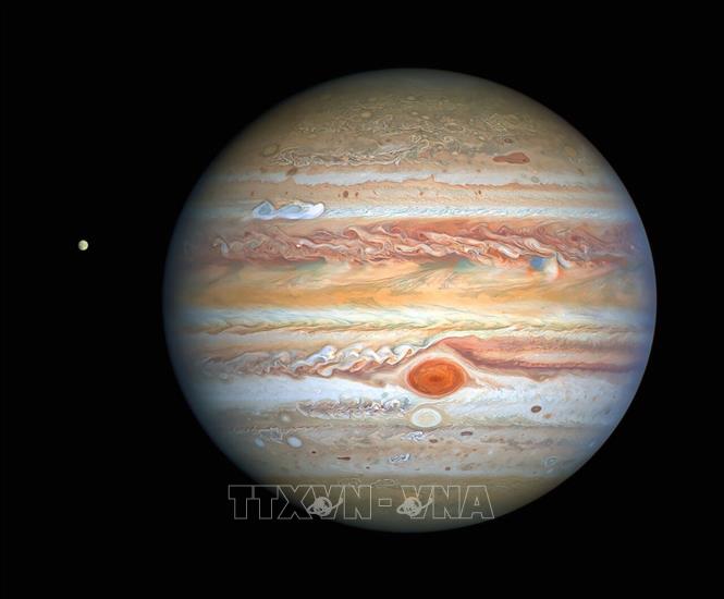 NASA phát hiện thành phần quan trọng cho sự sống trên "mặt trăng nhỏ" của Sao Thổ