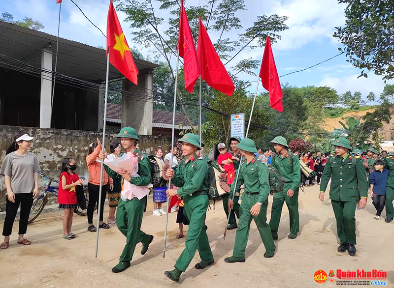 Các đơn vị Quân khu 4 hành quân dã ngoại làm công tác dân vận giai đoạn 2 năm 2023