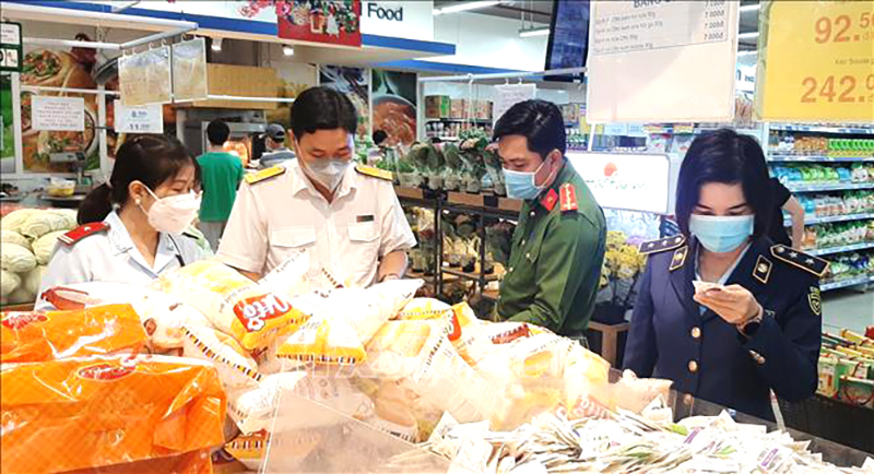 Tăng cường chống buôn lậu, gian lận thương mại dịp Tết