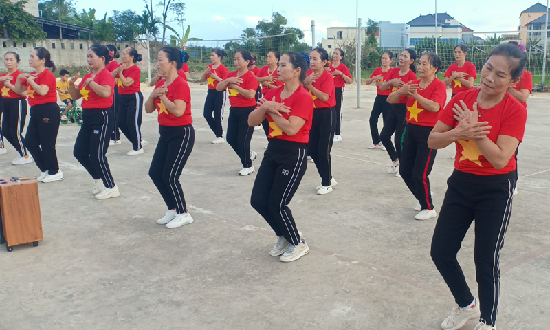 Quảng Ninh: Nét đẹp trong đời sống tinh thần người cao tuổi