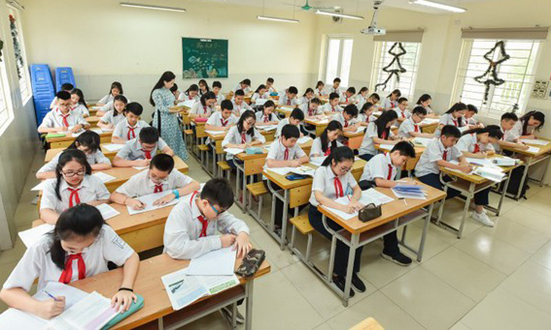 Chính phủ "chốt" lùi lộ trình tăng học phí năm học 2023-2024