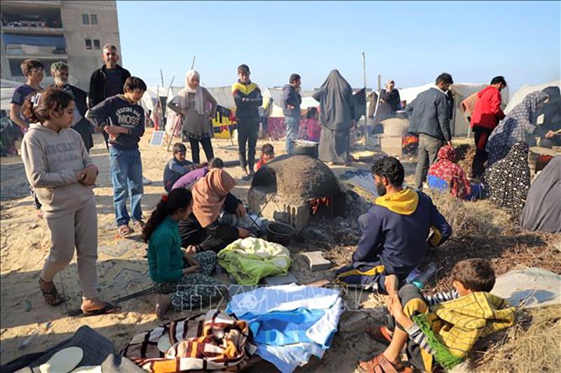 Tình cảnh tại thành phố biên giới nơi gần nửa dân số Gaza đang sống chen chúc
