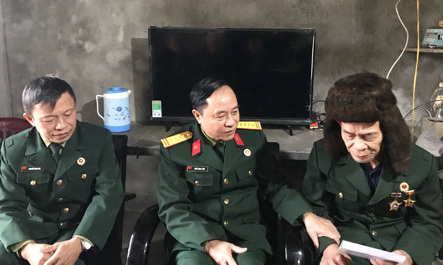 Thăm, tặng quà Tết cho hội viên cựu chiến binh có hoàn cảnh khó khăn