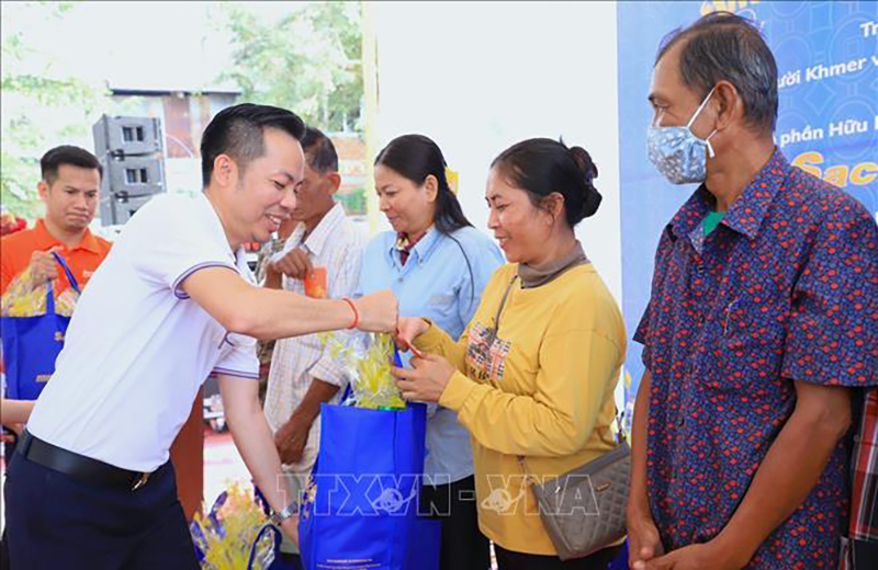 Xuân Giáp Thìn 2024: Mang Xuân ấm về Tây-Bắc Campuchia