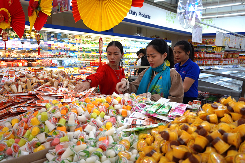 Hàng Việt chiếm ưu thế thị trường Tết
