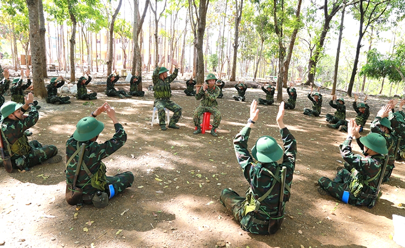 Trung đoàn trưởng, lữ đoàn trưởng, chính ủy trung đoàn, lữ đoàn có thẩm quyền xử lý kỷ luật đến cấp nào?