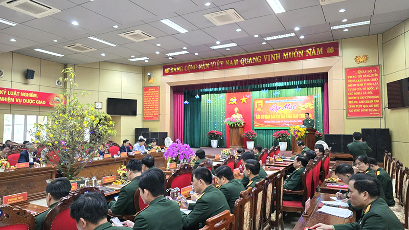 Bộ Chỉ huy Quân sự tỉnh: Gặp mặt báo chí đầu xuân Giáp Thìn
